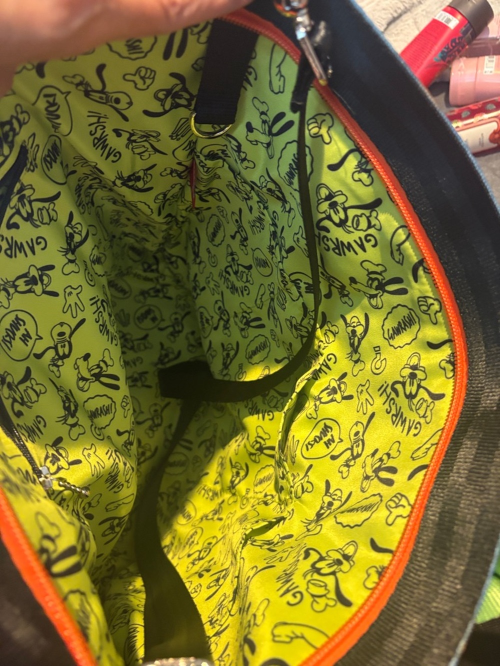 Character Print Tote Bag in Blue and Green - Picture 8 of 8